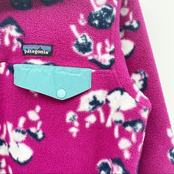 Patagonia Synchilla Snap Fleece Pullover in Mushroom Forest Fall Print - Picture 5 of 8